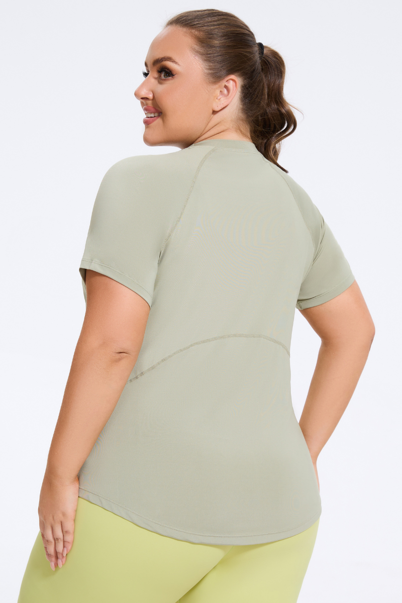 Plus Size Women's Athletic Curved Hem  Yoga T-shirt