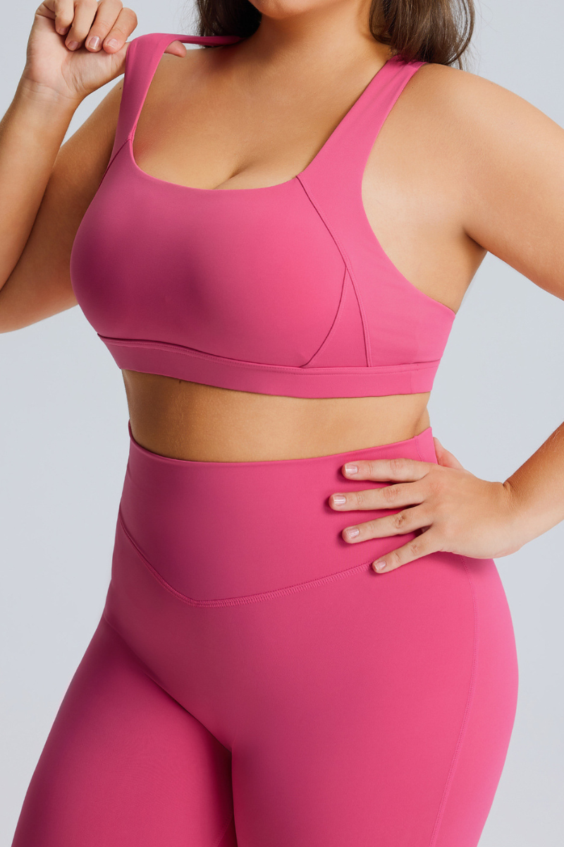 Plus Size Women's  U-neck Cross Back Athletic Bra