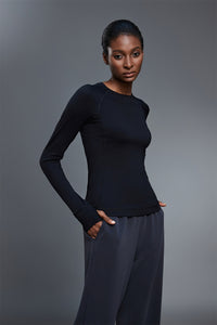 Women Round Neck Slim Fit Long Sleeve Workout Top