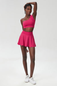 Women Wave Scoop-Neck Seamless Plus Size Tennis Set - Quick-Dry One-Shoulder Bra & Ruffle Hem Skirt