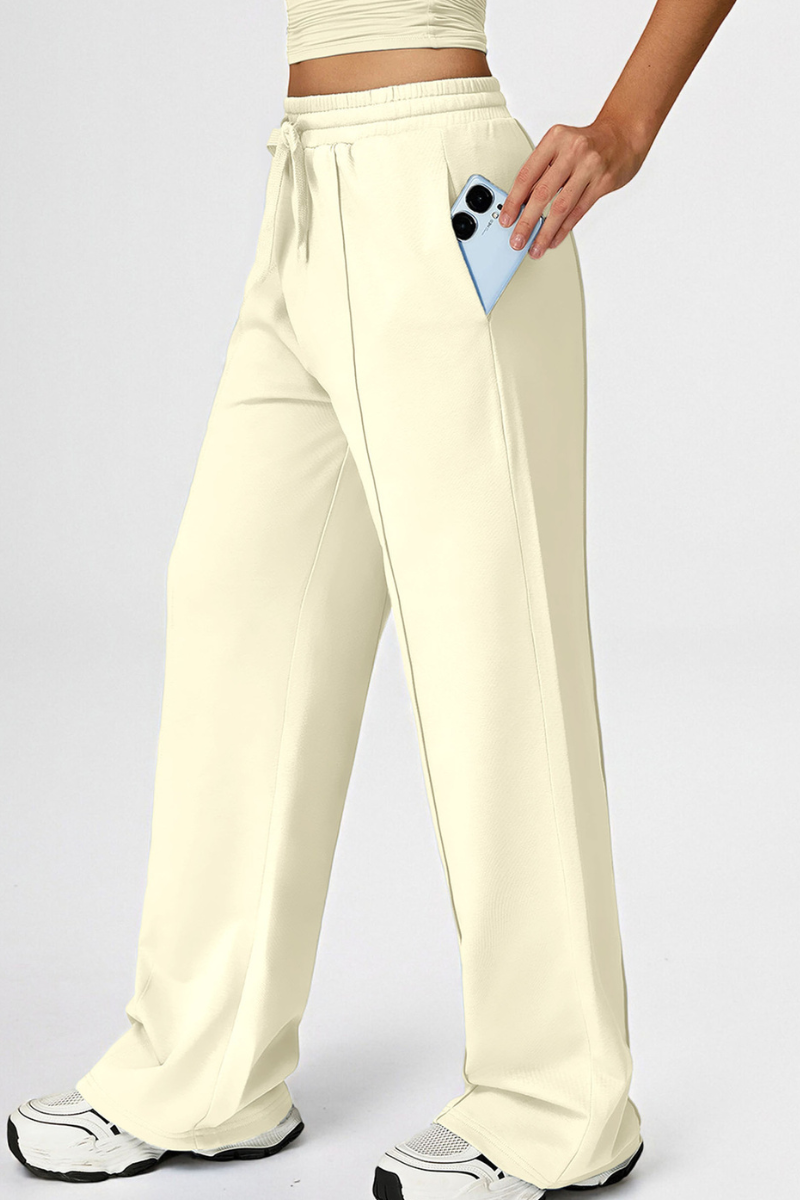 Women’s streetwear straight-leg casual pants.