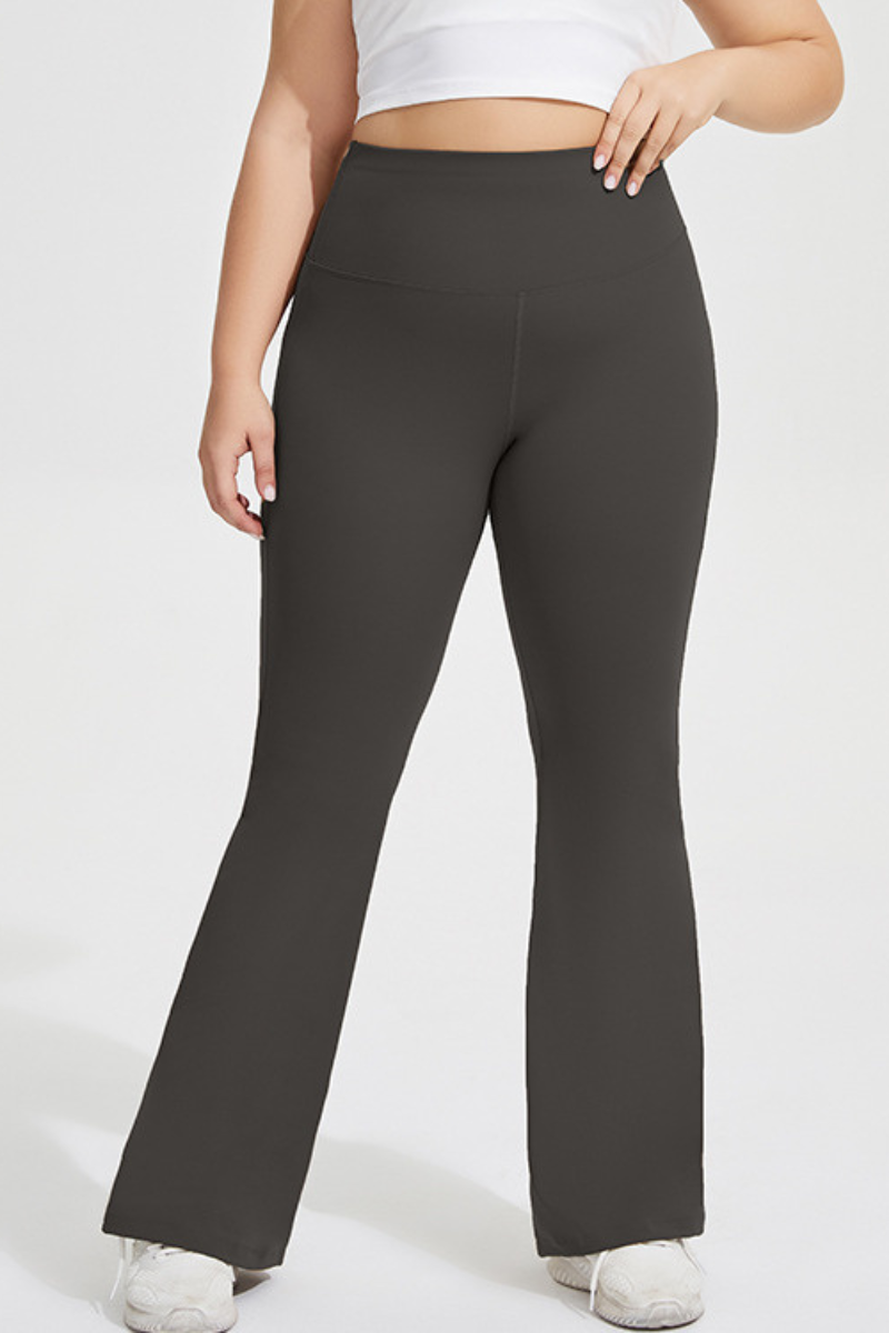 Plus Size Women's Fleece Lined Butt Lifting Yoga Flare Pants