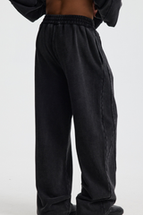 Loose-fitting long pants