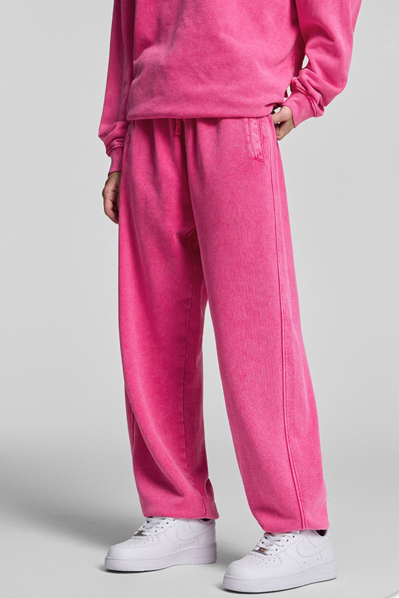 Retro trouser-style ensemble