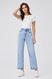 Women's Vintage Distressed Straight Leg Cropped Jeans