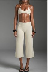 Women's Halterneck Bra And Wide-Leg Capri Pants 2-Piece Set