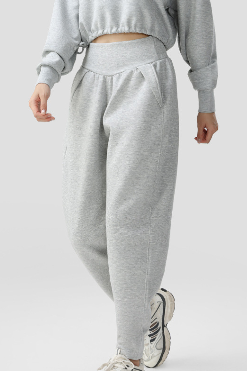 Women's High Rise Joggers with Pleated Waist and Side Pocket