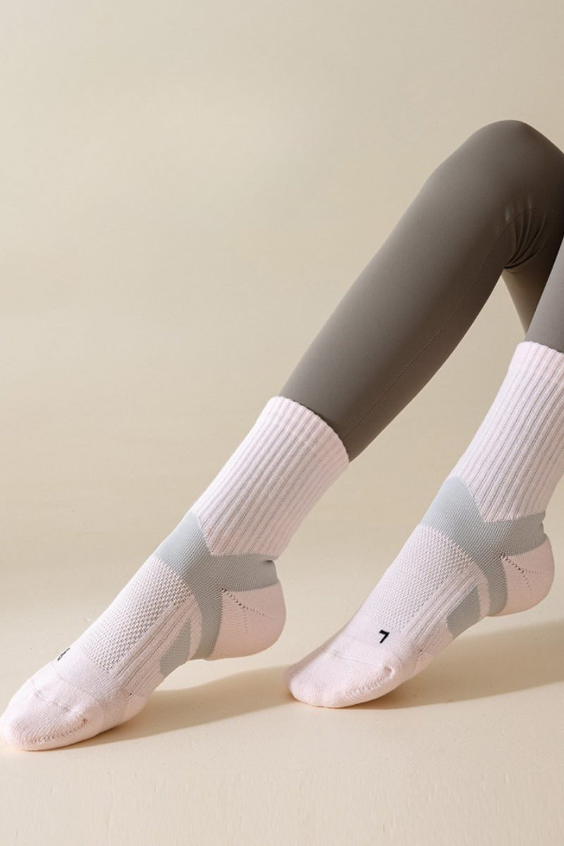 Women's Professional Color Block Sports Yoga Crew Socks