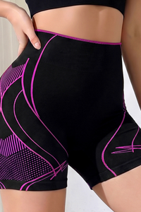 Women's Seamless Color-block Pleated Buttocks Lift Shorts