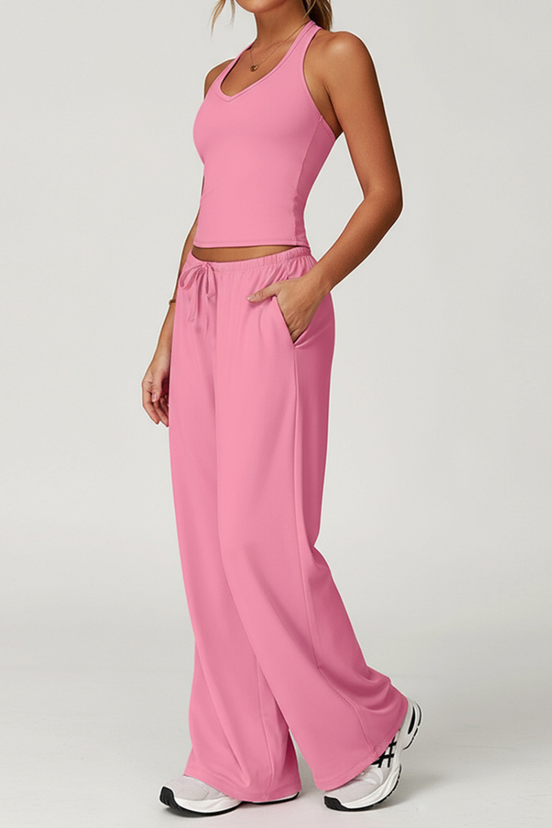 Women’s casual sweatshirt set.