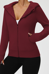 Women's hight strech full-zip hooded sports jacket.