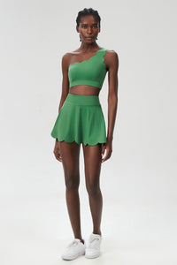 Women Wave Scoop-Neck Seamless Plus Size Tennis Set - Quick-Dry One-Shoulder Bra & Ruffle Hem Skirt