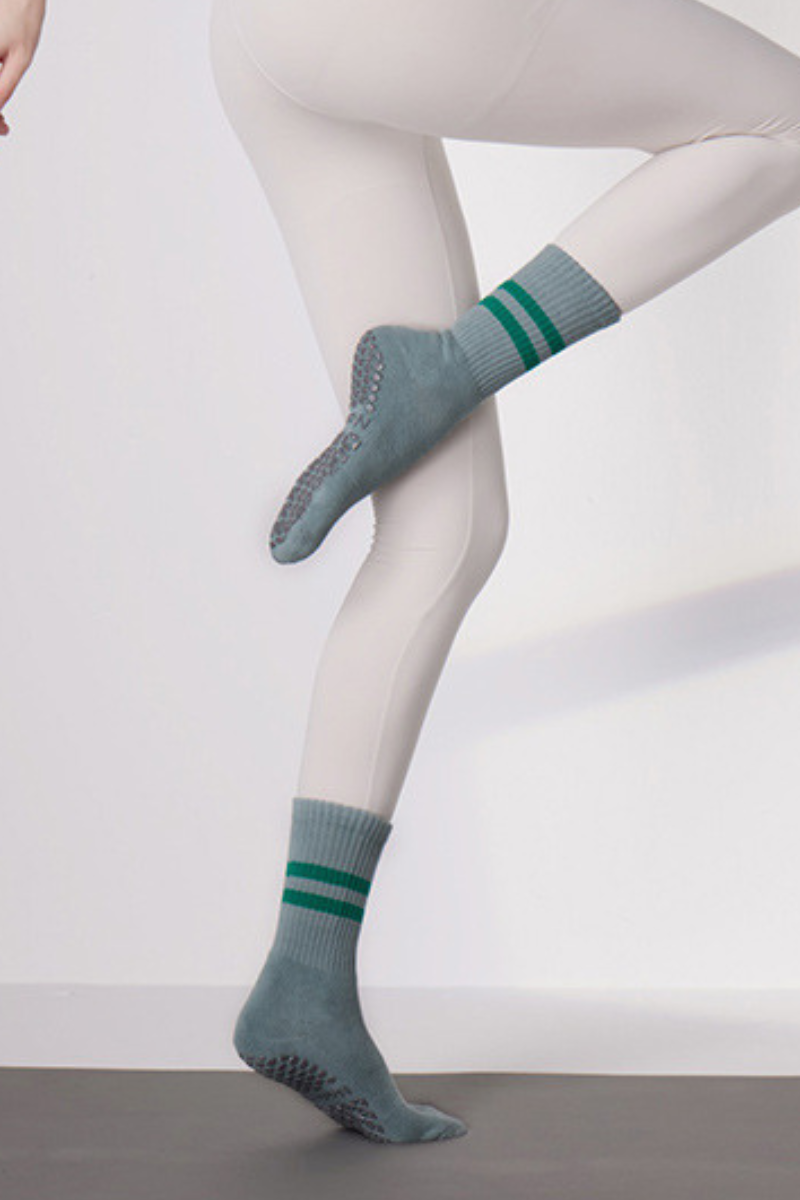 Women's Double-Stripe Crew Yoga Grip Full-Toe Socks