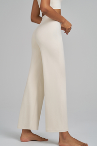 High-elastic, relaxed, wide-leg pants