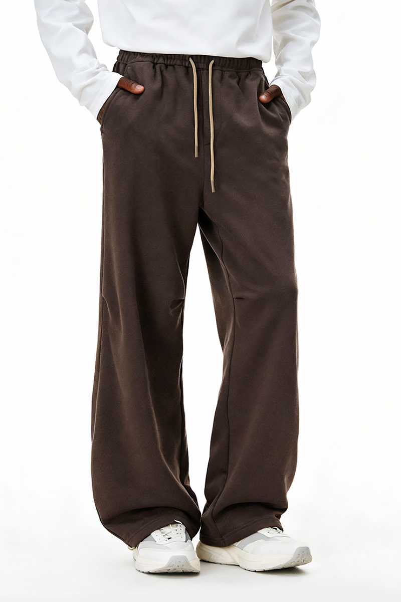 Straight-leg fleece-lined sweatpants.
