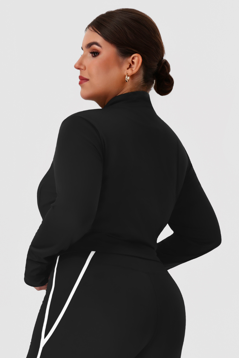 Plus Size Women's Fitted Mock Neck Long Sleeve Pocket Yoga Jacket