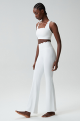 Women's Petal Sports Bra & Flared Yoga Pants Two-Piece Set