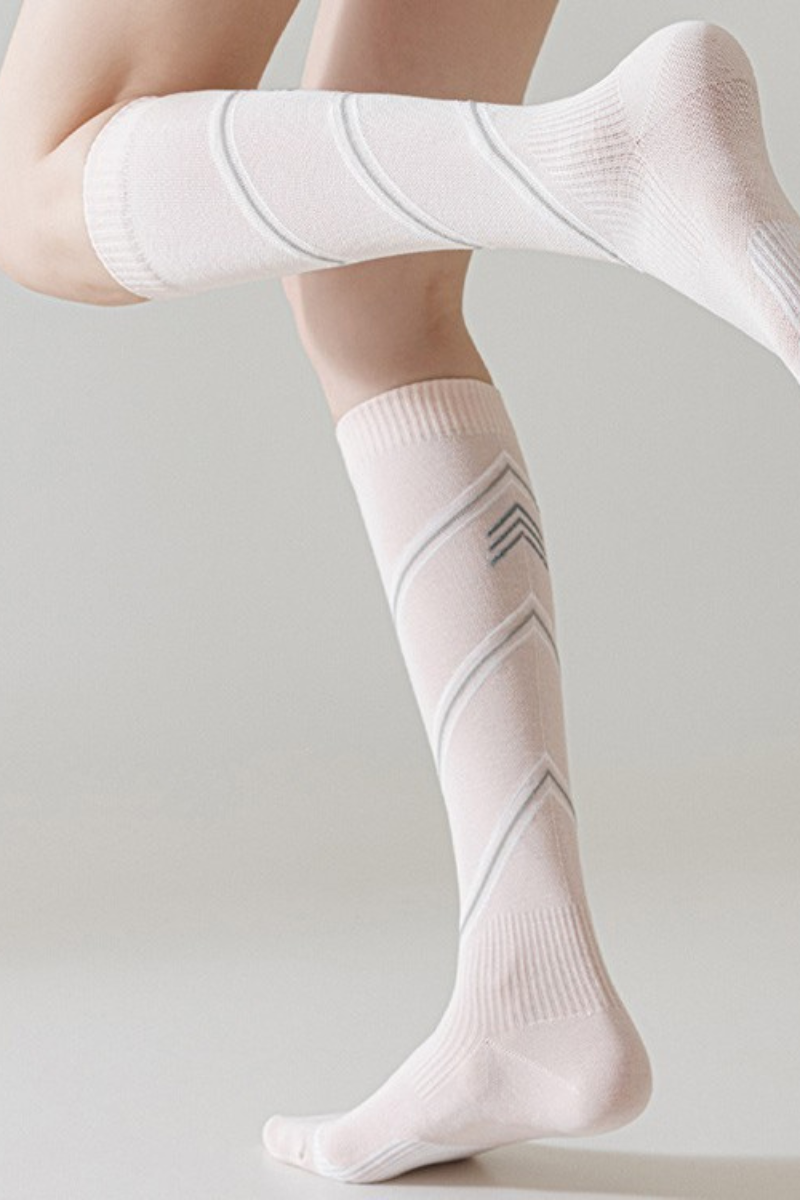 Women's Striped Gradient Compression Sports Knee-High Socks
