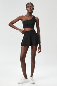 Women Wave Scoop-Neck Seamless Plus Size Tennis Set - Quick-Dry One-Shoulder Bra & Ruffle Hem Skirt