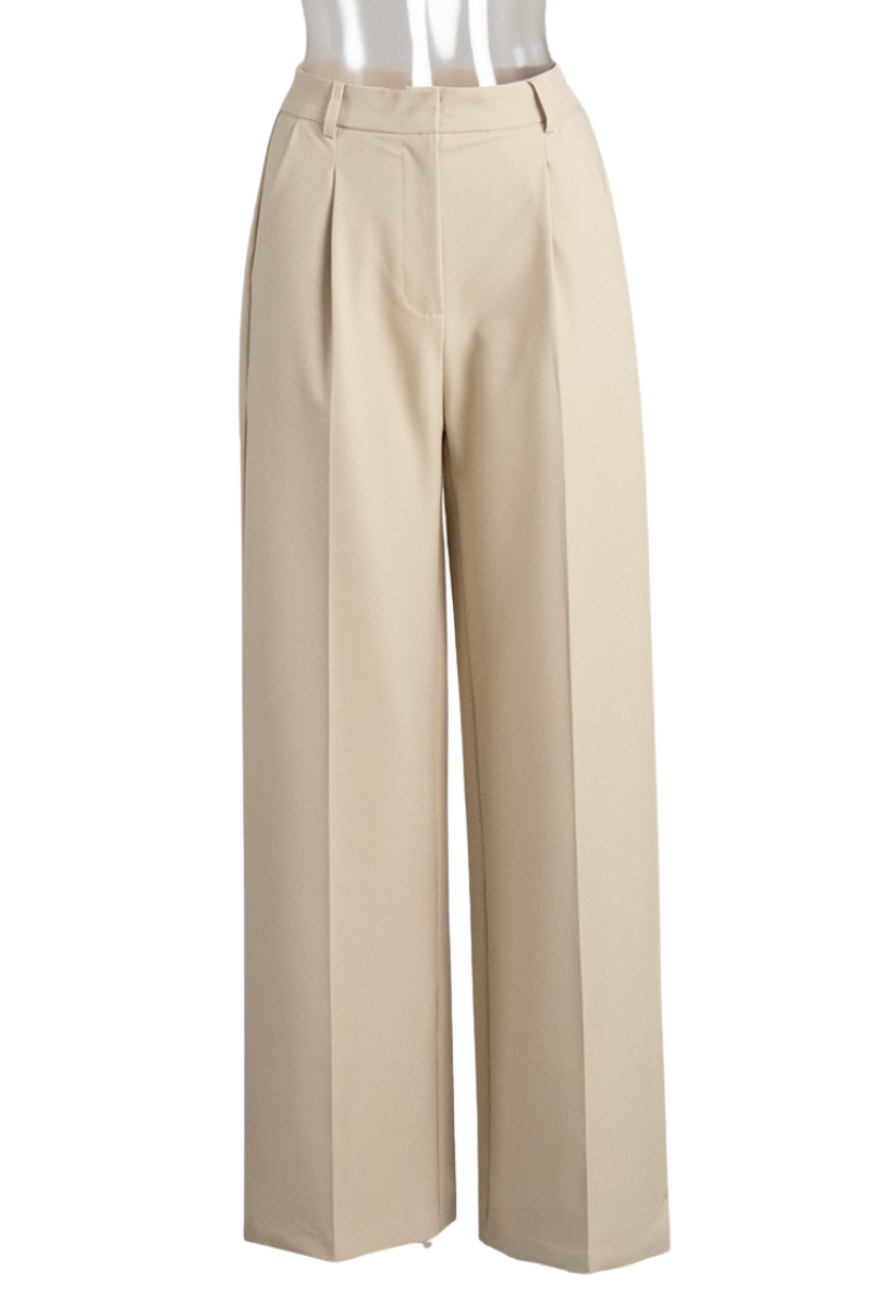 Loose, straight-cut, long trousers or suit pants