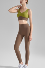 Women's Sports Sets:Color Block Wide Strap Bra And Leggings
