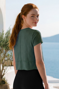 Women's Summer Crew Neck Athletic Cropped Solid Tee