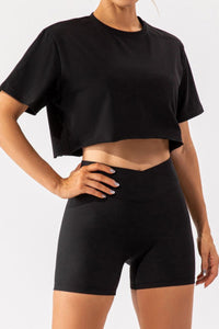 Solid color casual T-shirt