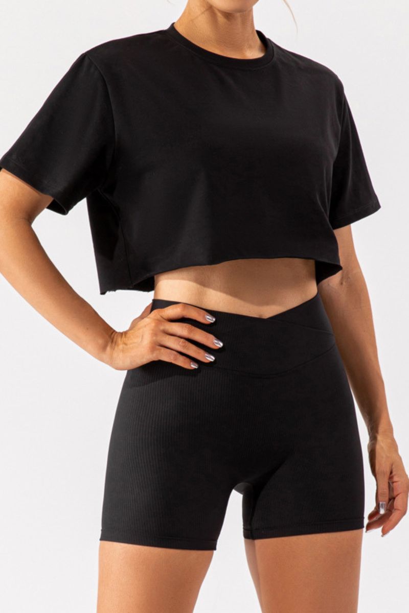 Solid color casual T-shirt