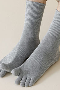 Men's High Stretch Anti-Odor Mid-Calf Five-Toe Socks