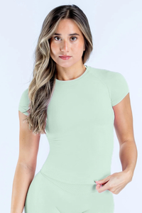 Women's Crew Neck Slim Fit Short Sleeve Workout T-shirt