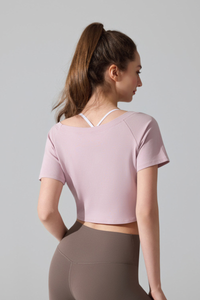 Women's Athletic Twist-knot Waist Cropped T-shirt