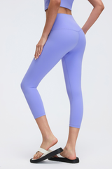 Women's High-Waist Capri Yoga Leggings with Lifting Effect