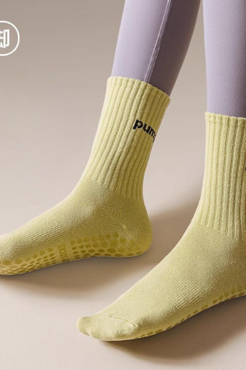 Women's Silicone Anti-Slip Yoga Crew Cotton Yoga Socks