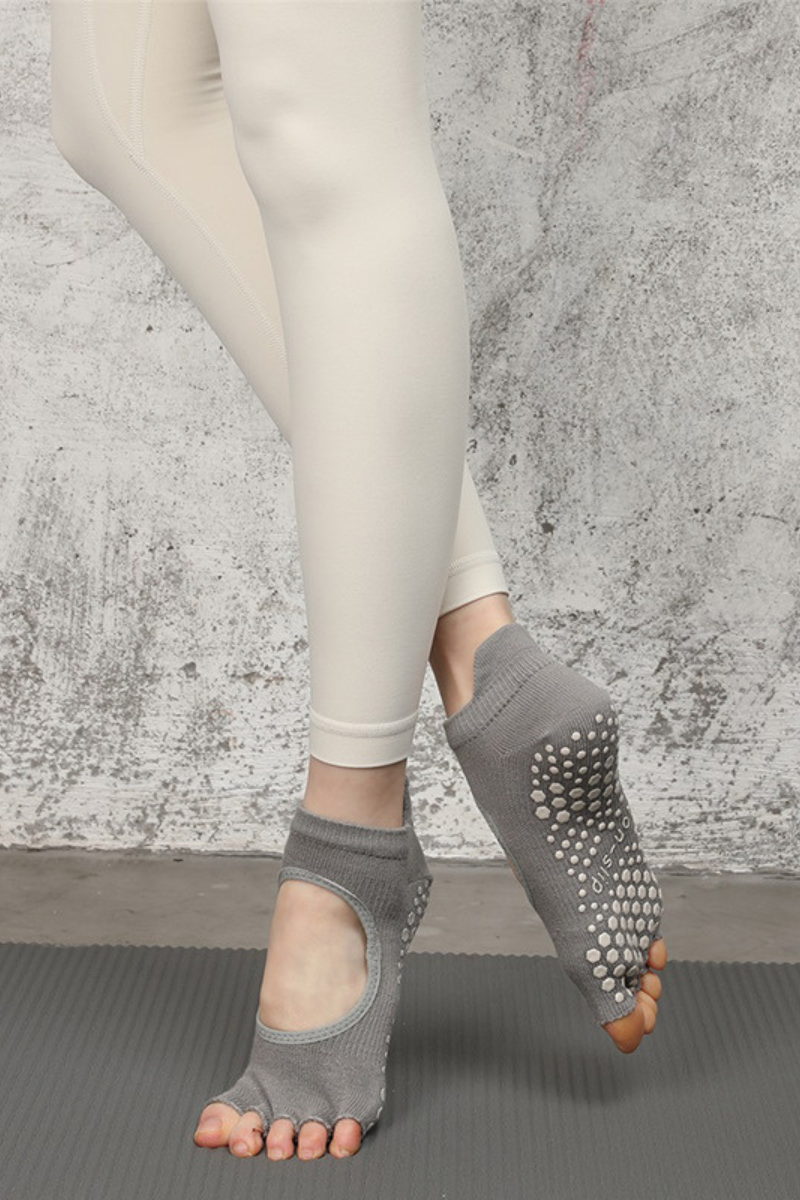 Women's Solid Color Pilates Yoga Grip Five-Toe Socks
