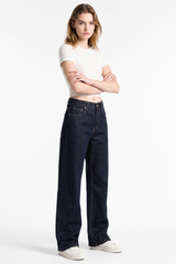 Women's Fall Mid Rise Side Pocket Straight Leg Jeans