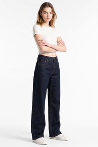 Women's Fall Mid Rise Side Pocket Straight Leg Jeans