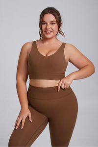 Plus Women's Thin-Strap Sports Bra & Butt-Lifting Yoga Leggings Set