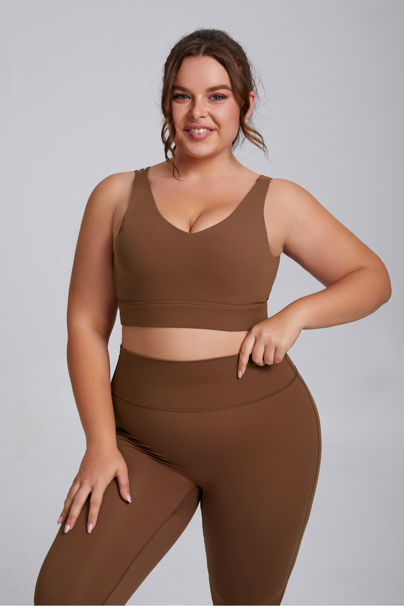 Plus Women's Thin-Strap Sports Bra & Butt-Lifting Yoga Leggings Set