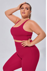 Plus Women's Sports Bra & Butt-Lifting Yoga Leggings Set