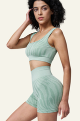 Women's Athletic Seamless knit Set:U-neck Bra & Short