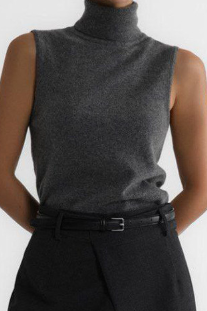 Early autumn high-neck, sleeveless base layer shirt