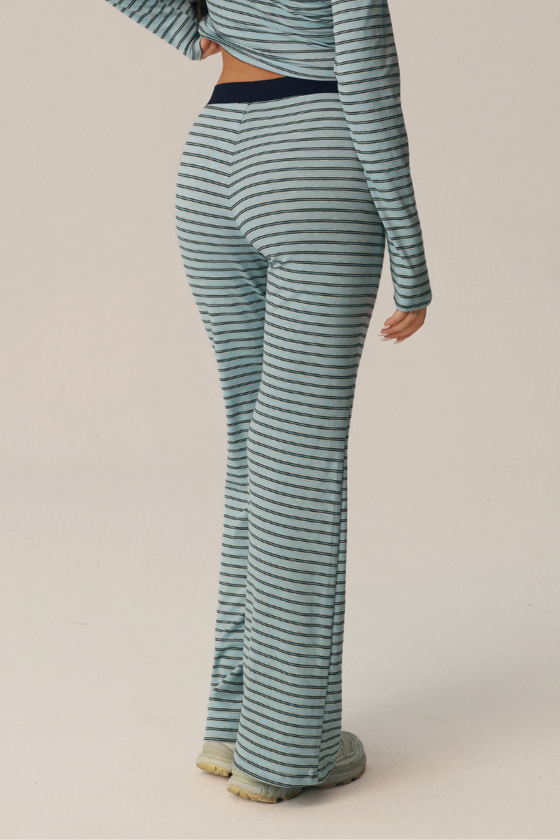 Women's Striped Wide Contrast Elastic Waist Flare Pants