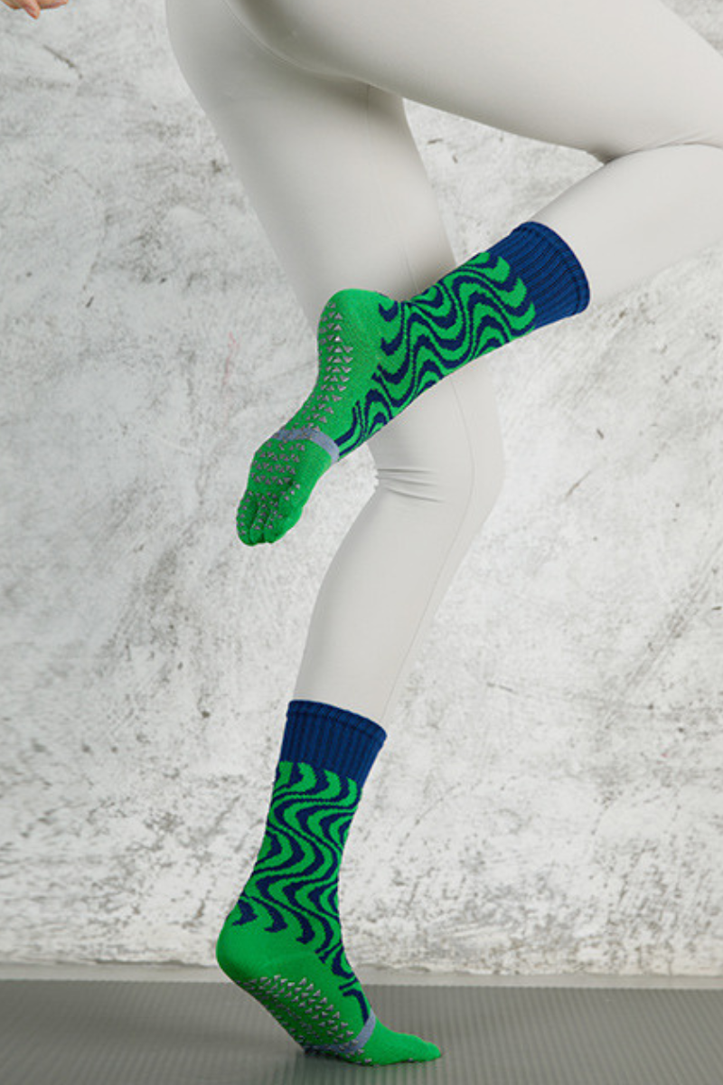 Women's Colorful Patterned Crew Yoga Grip Five-Toe Socks