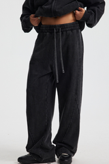 Loose-fitting long pants