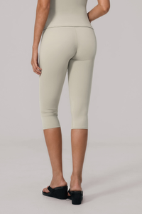 Women's Athletic Bare Feel High Waist Capri Yoga Leggings