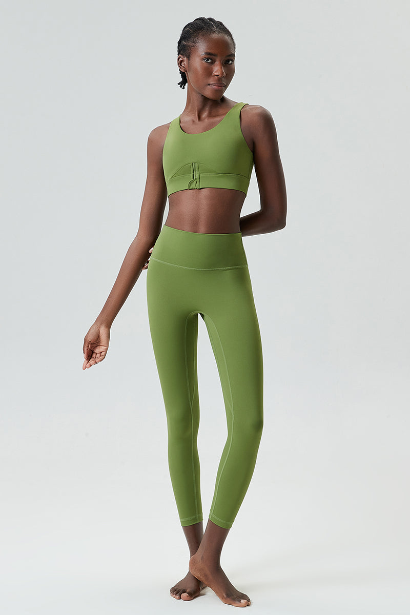 Solid color wide strap sports bra & sports leggings 2-piece set