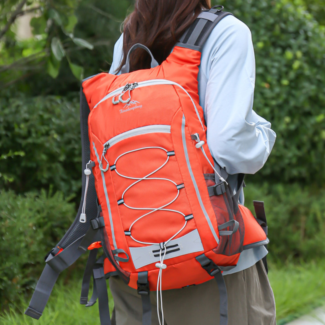 Large-Capacity Lightweight Outdoor Sports Hiking Backpack