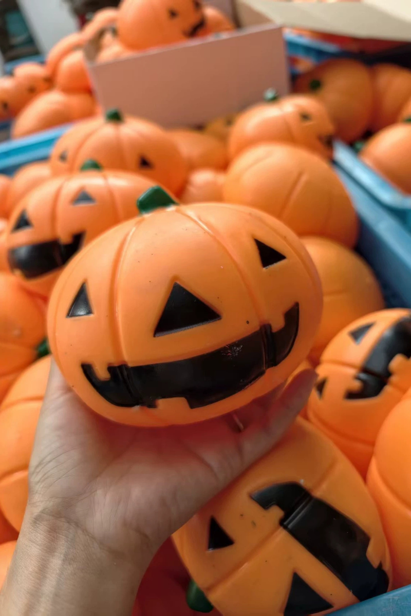 Unisex Fall Halloween Giant Pumpkin Horror Squeeze Toy