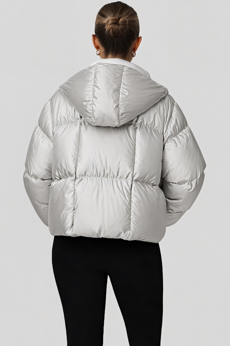 Women's bread-style hooded cotton jacket.