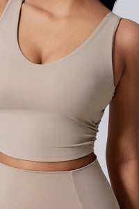 Women Open-Back Naked-Feel Yoga Built-In Bra Waist-Cinching Workout Tank Top